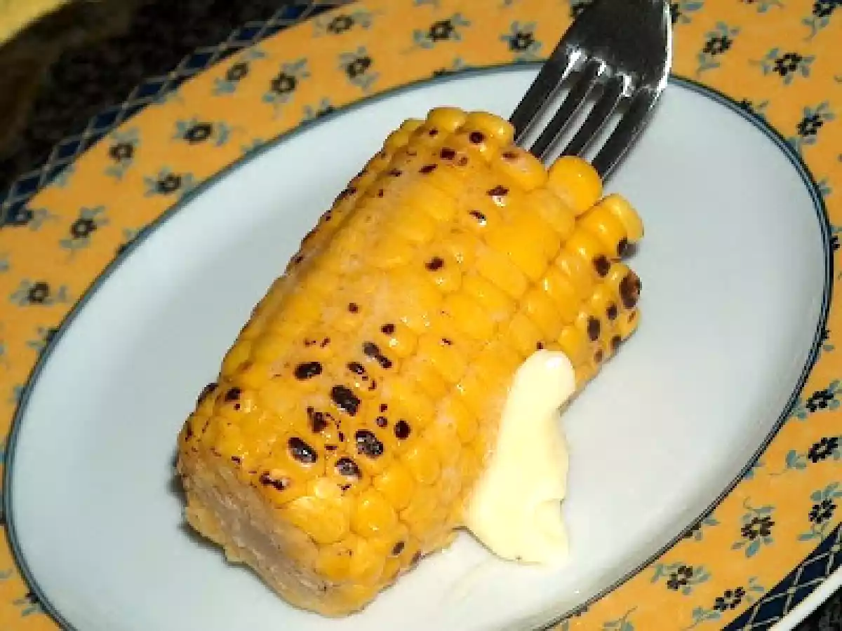 MAÇAROCAS DE MILHO DOCE COM MANTEIGA