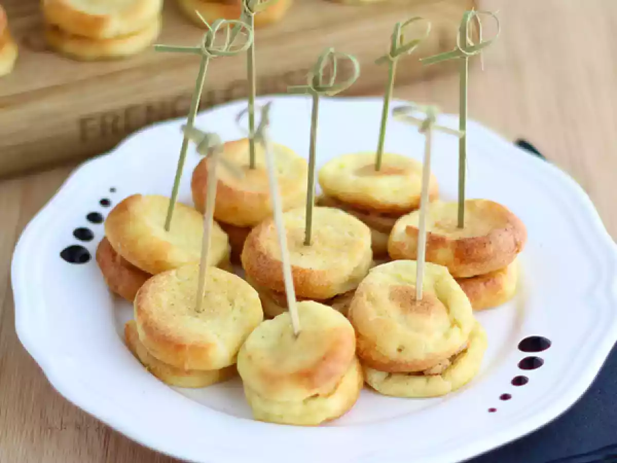 Macarons de foie gras