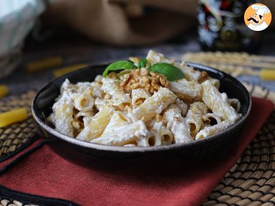 Macarrão ao creme de ricota e nozes, simplesmente irresistível