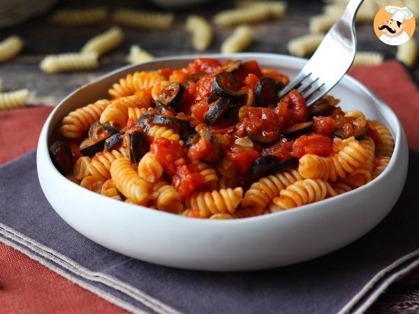 Macarrão ao molho de azeitona: econômico, saboroso e fácil de preparar! - foto 5