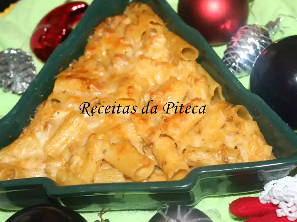 Macarrão com atum gratinado da Ana