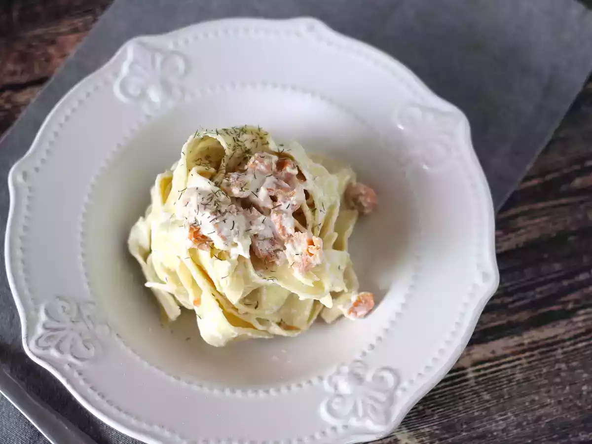 Macarrão com creme de ricota e salmão defumado - foto 2