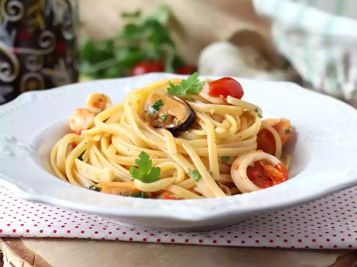 Macarrão com frutos do mar, um prato delicioso e rápido a preparar! - foto 4