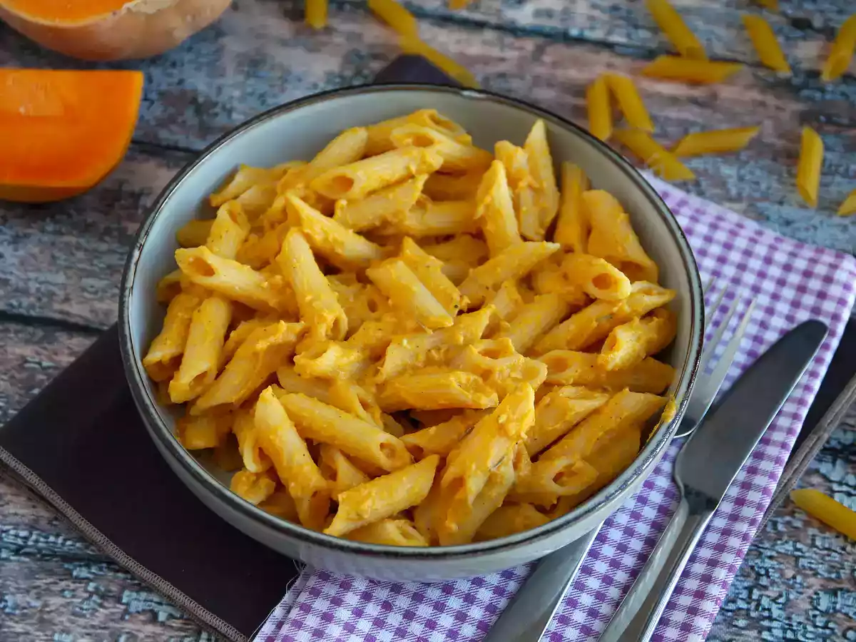 Macarrão com molho de abóbora