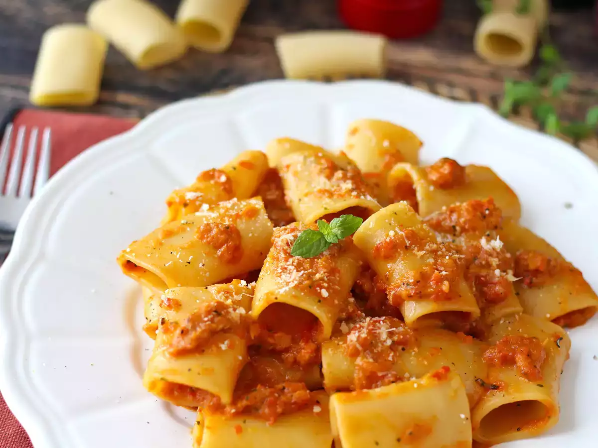 Macarrão com molho de pimentão e hortelã - foto 5