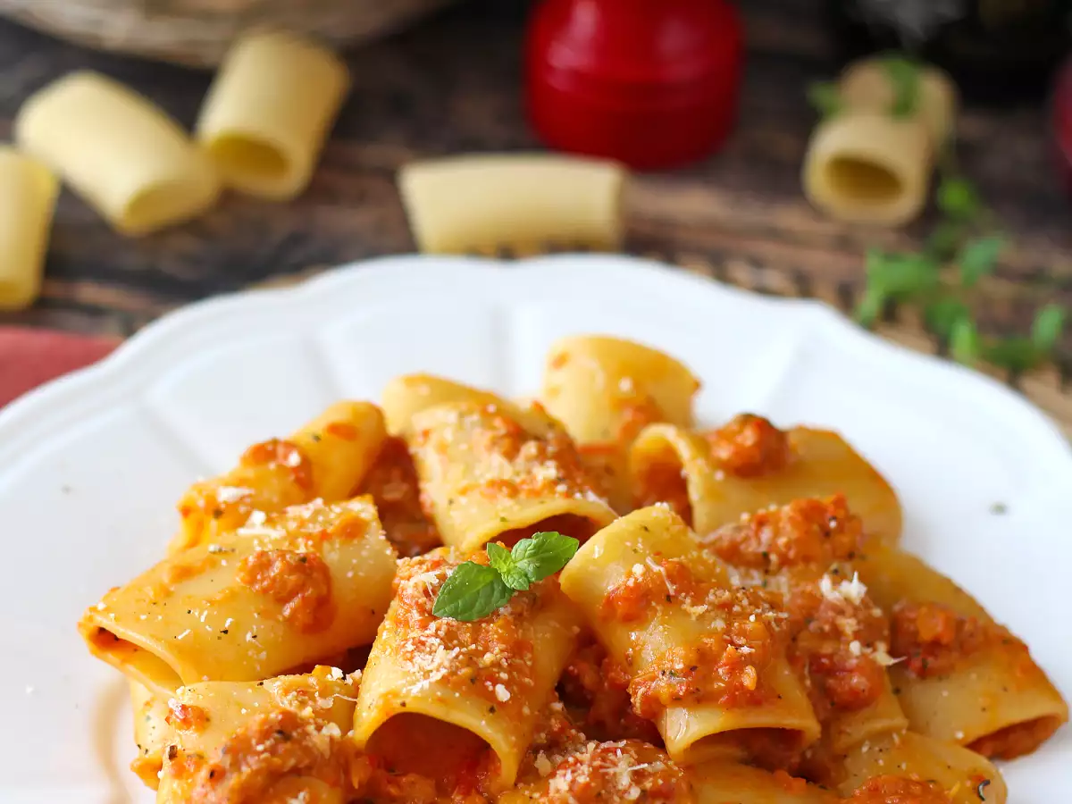 Macarrão com molho de pimentão e hortelã - foto 6