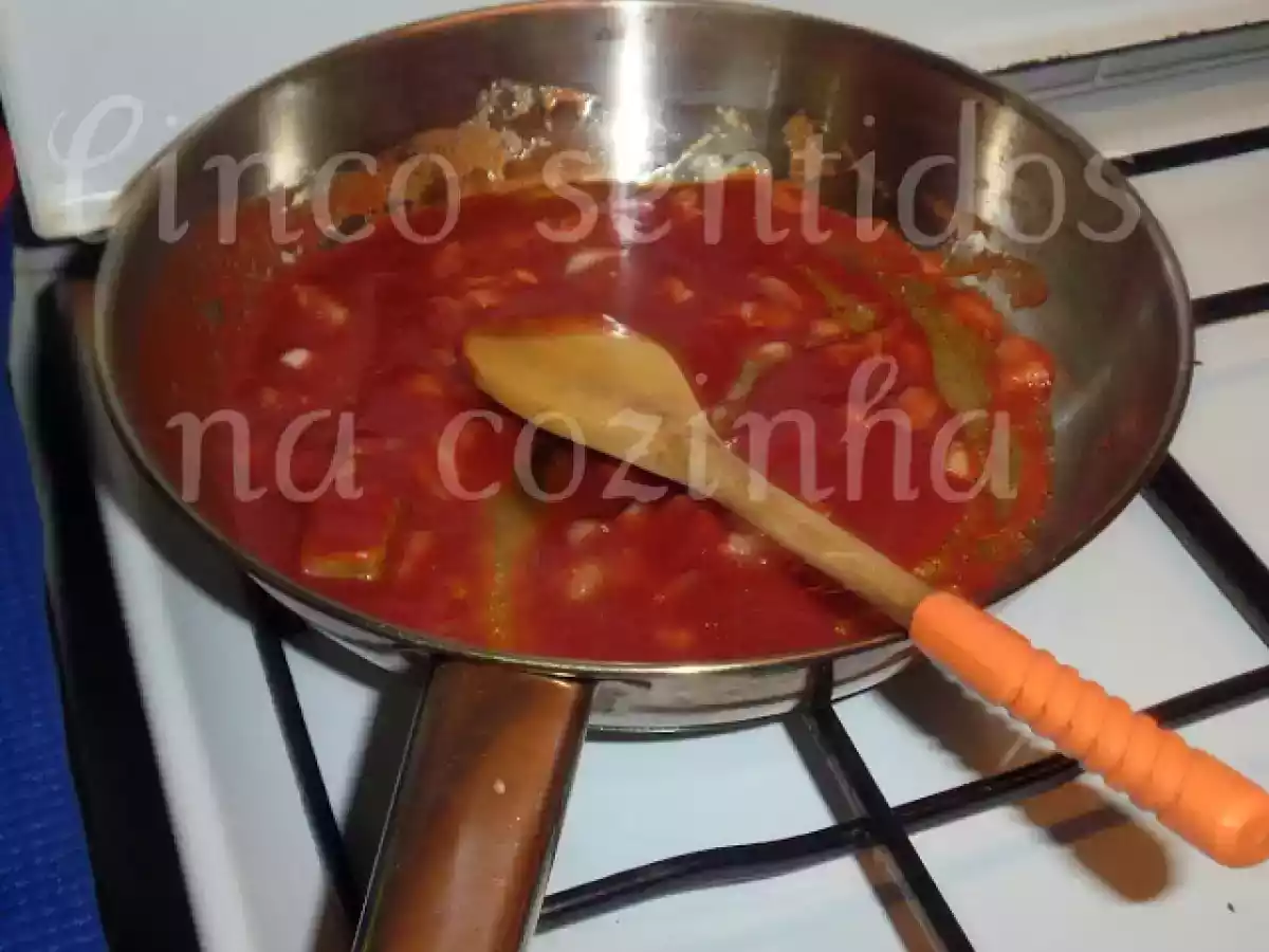 Macarrão com salsichas - foto 5