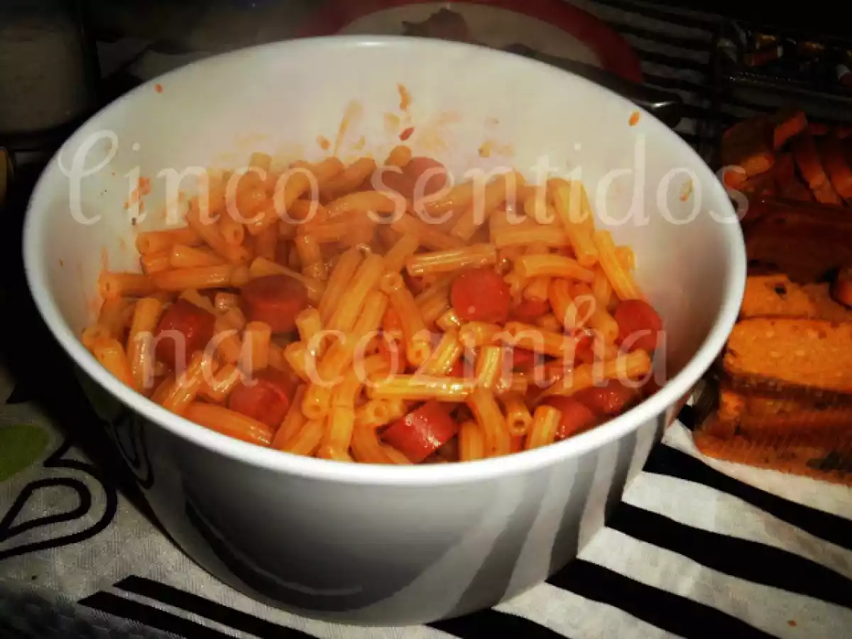 Macarrão com salsichas - foto 6