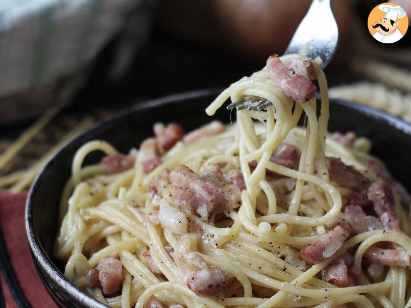 Macarrão cremoso com bacon e parmesão - foto 3