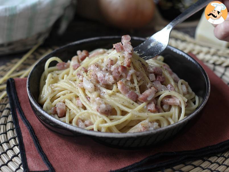 Macarrão cremoso com bacon e parmesão - foto 6