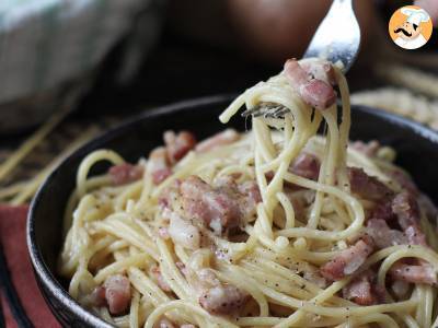 Macarrão cremoso com bacon e parmesão - foto 3