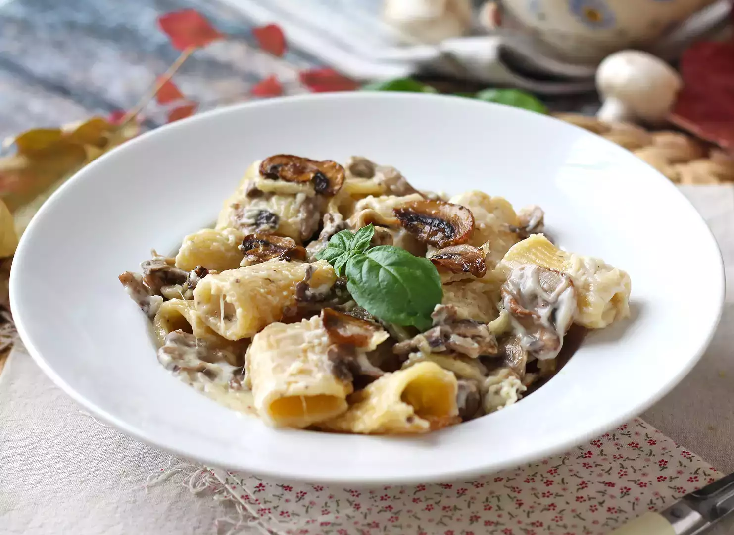 Macarrão cremoso com cogumelos: fácil de fazer, difícil de esquecer
