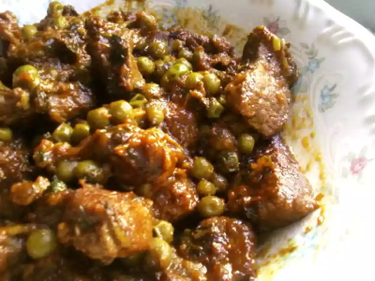 Macarrão de Forno com Creme de Cenoura e Assado de Carne - foto 2