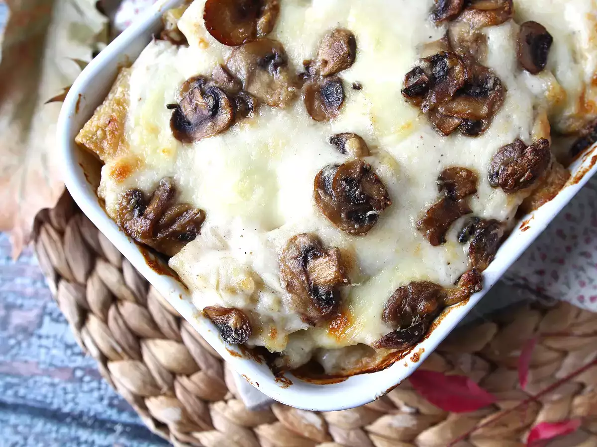 Macarrão gratinado com bechamel e cogumelos: o prato cremoso, gourmet e fácil de fazer - foto 4