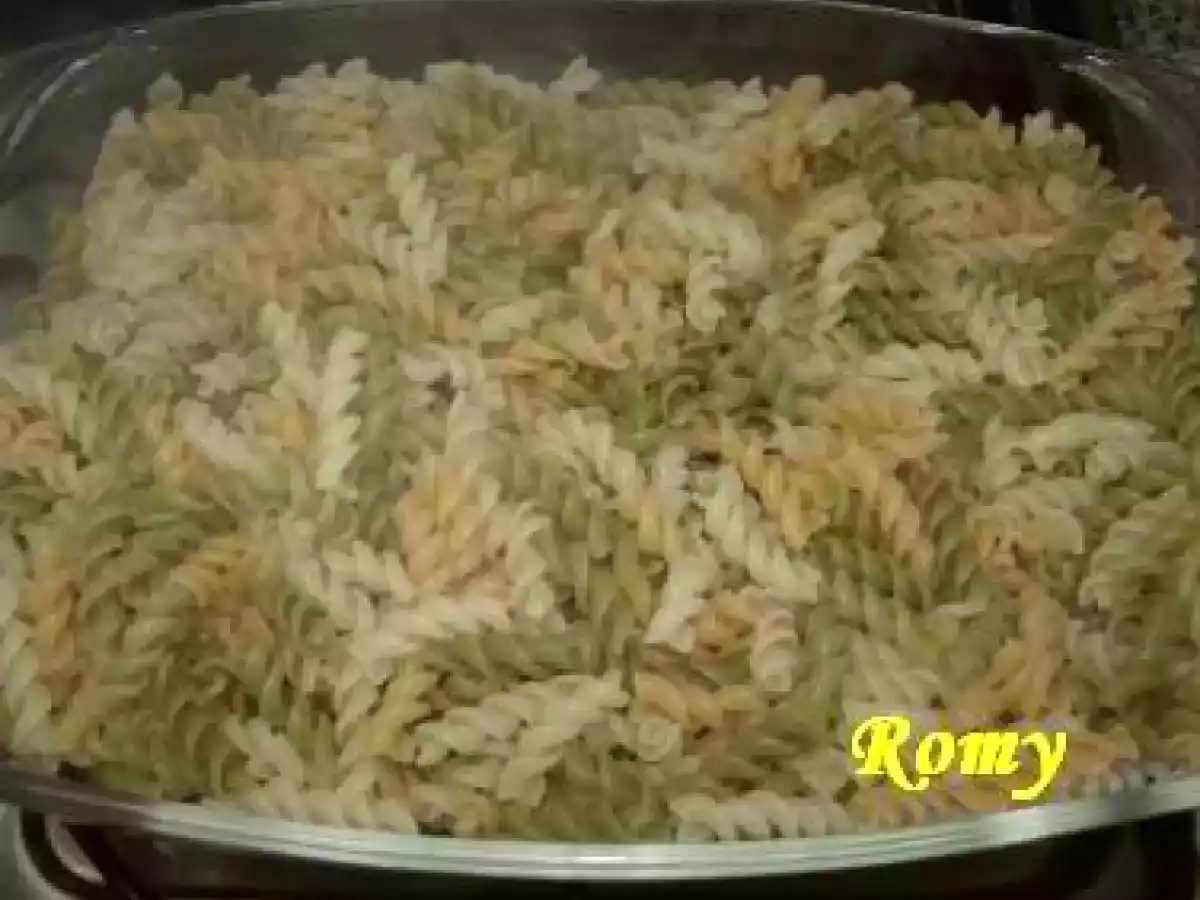 Macarrão gratinado com camarão - foto 3