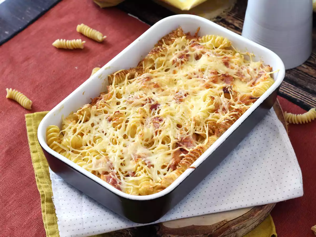 Macarrão gratinado na Airfryer com molho cremoso fácil e rápido - foto 6