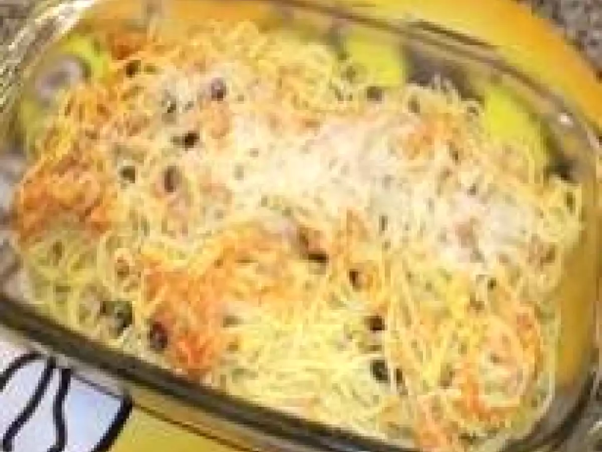 Macarronada de fios de cenoura