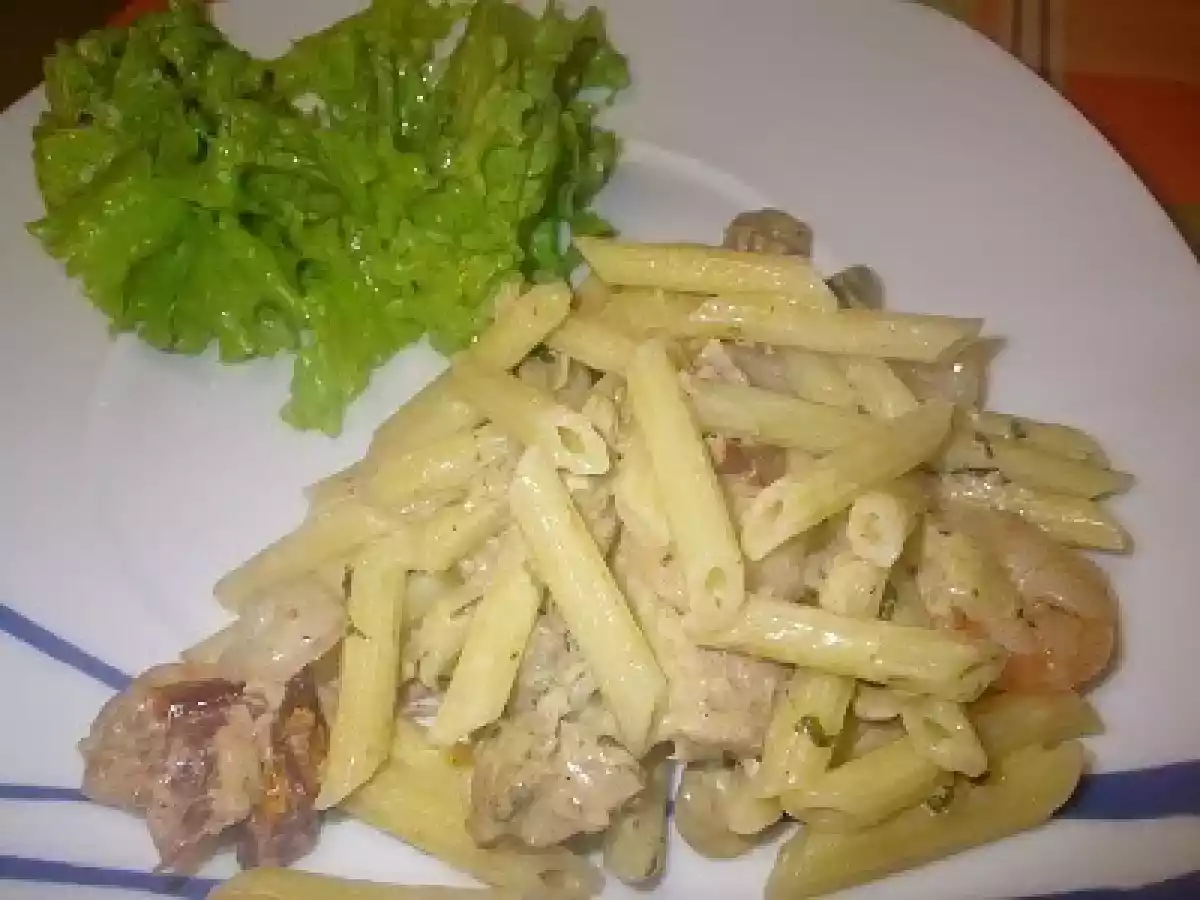 Macarronete riscado com atum e camarão - foto 2
