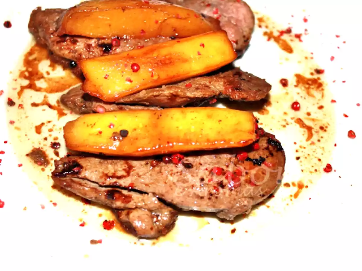 Magret de Pato com Manga e Pimenta-Verde