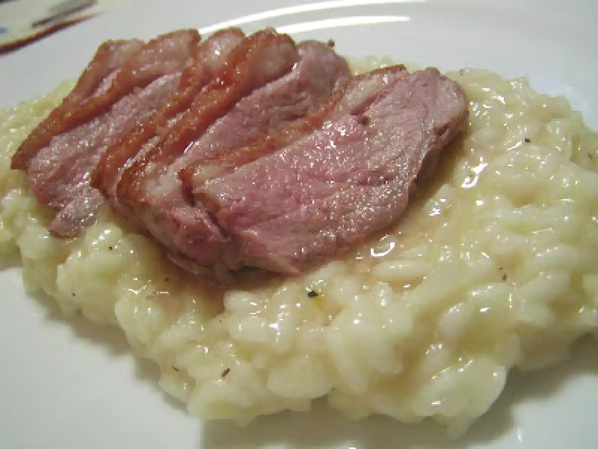 Magret de Pato com Risoto de Laranja