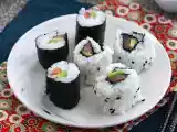 Makis de salmão defumado e abacate (clássico e Califórnia), foto 3