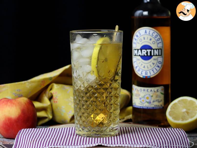 Martini Spritz sem álcool, um coquetel doce e floral para o aperitivo