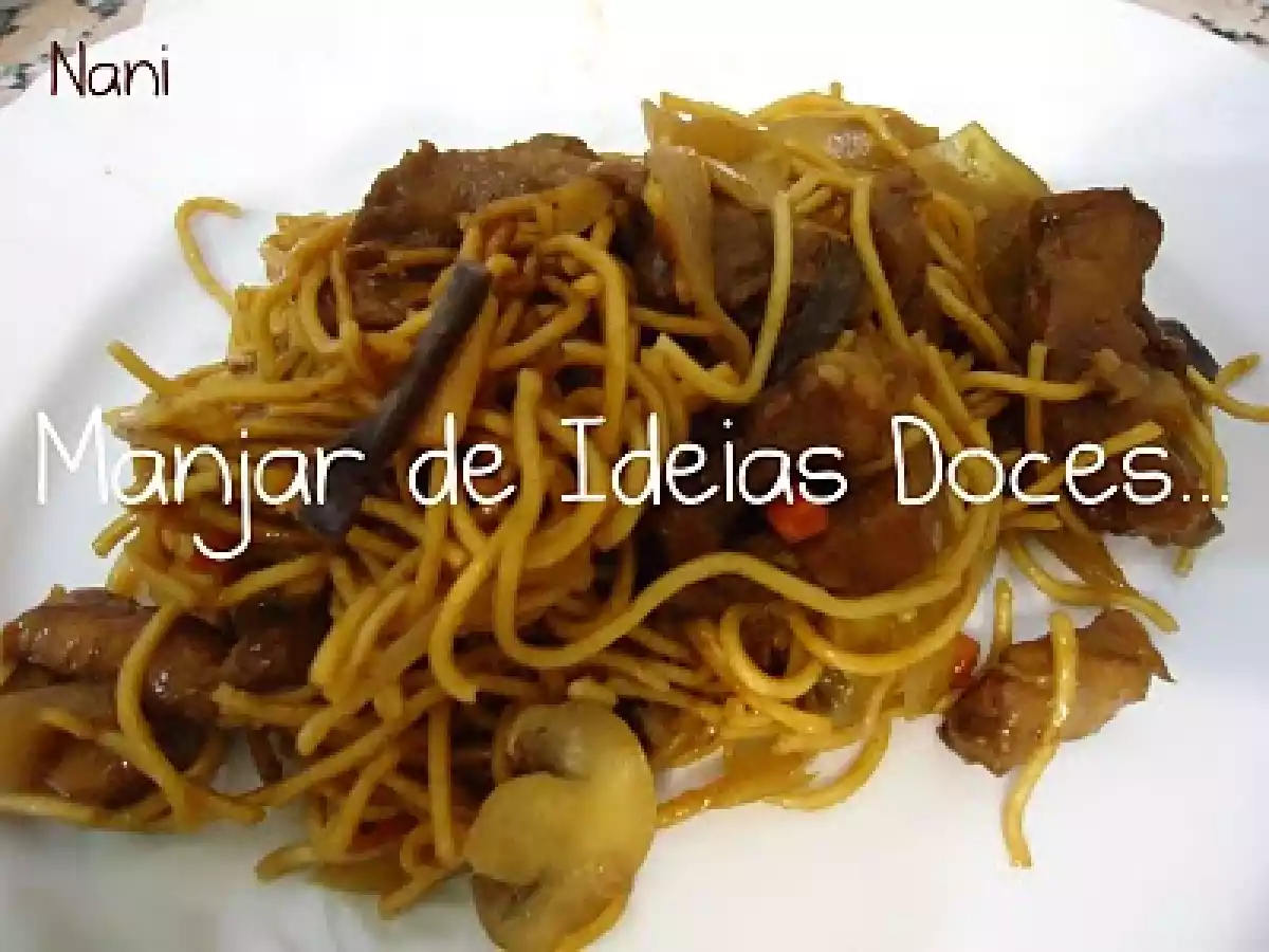 Massa Chinesa com Carne de Porco e Legumes - foto 3