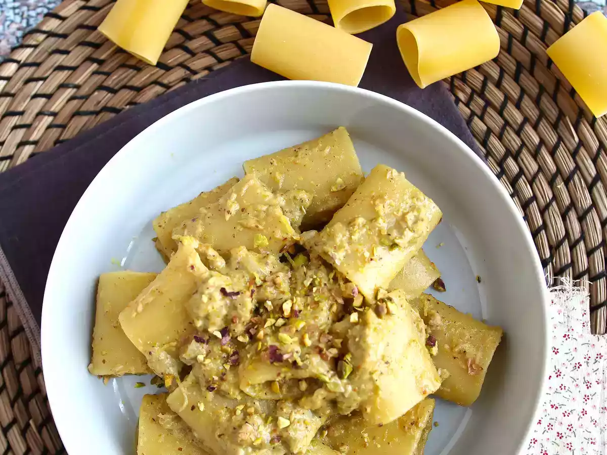 Massa com molho de atum, pistache e limão siciliano - foto 3