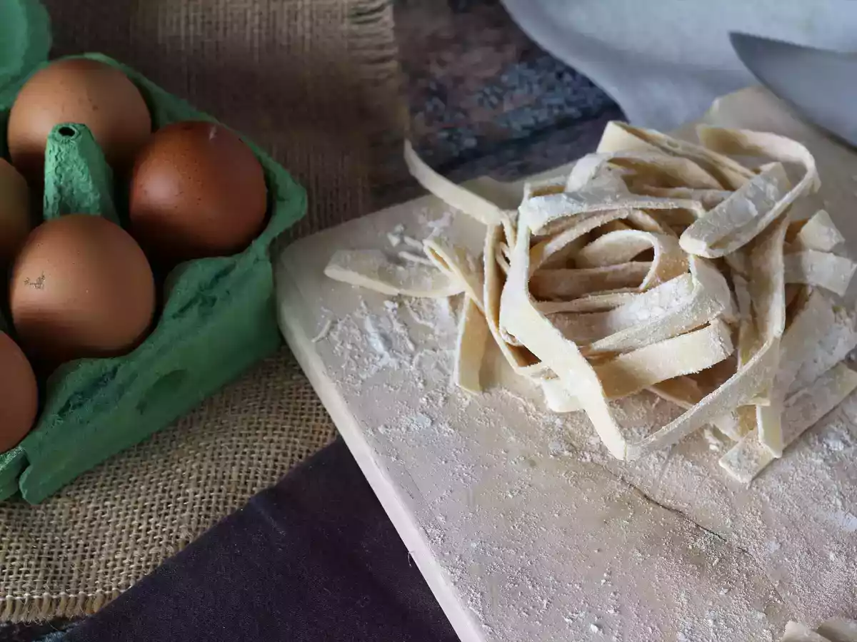 Massa de tagliatelle caseira - foto 3