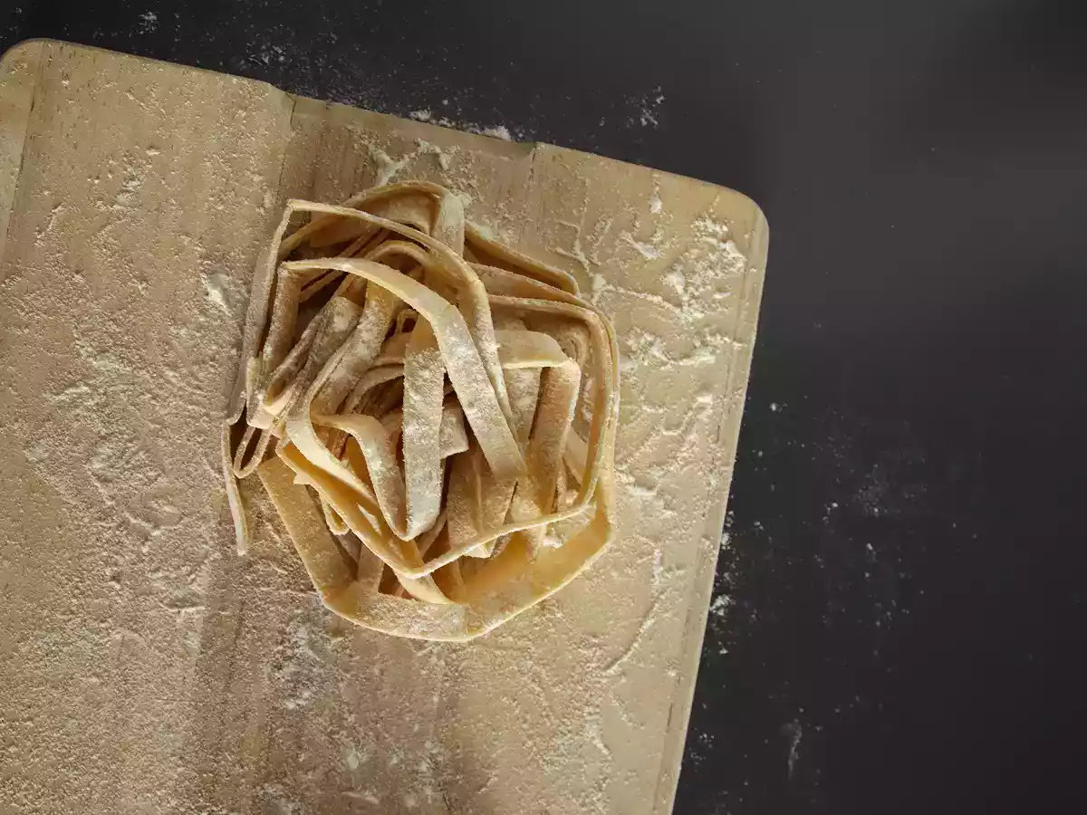Massa de tagliatelle caseira - foto 4