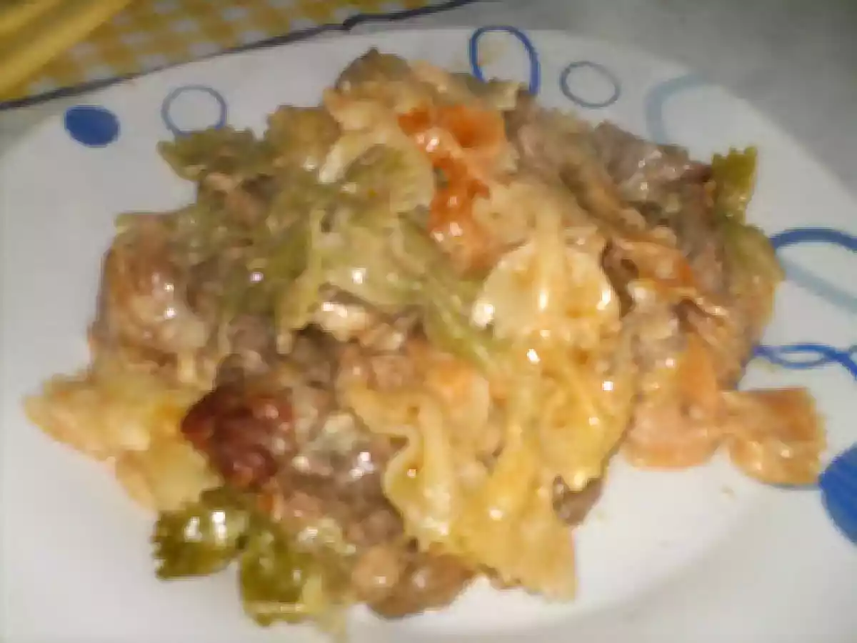 Massa gratinada com carne - foto 2