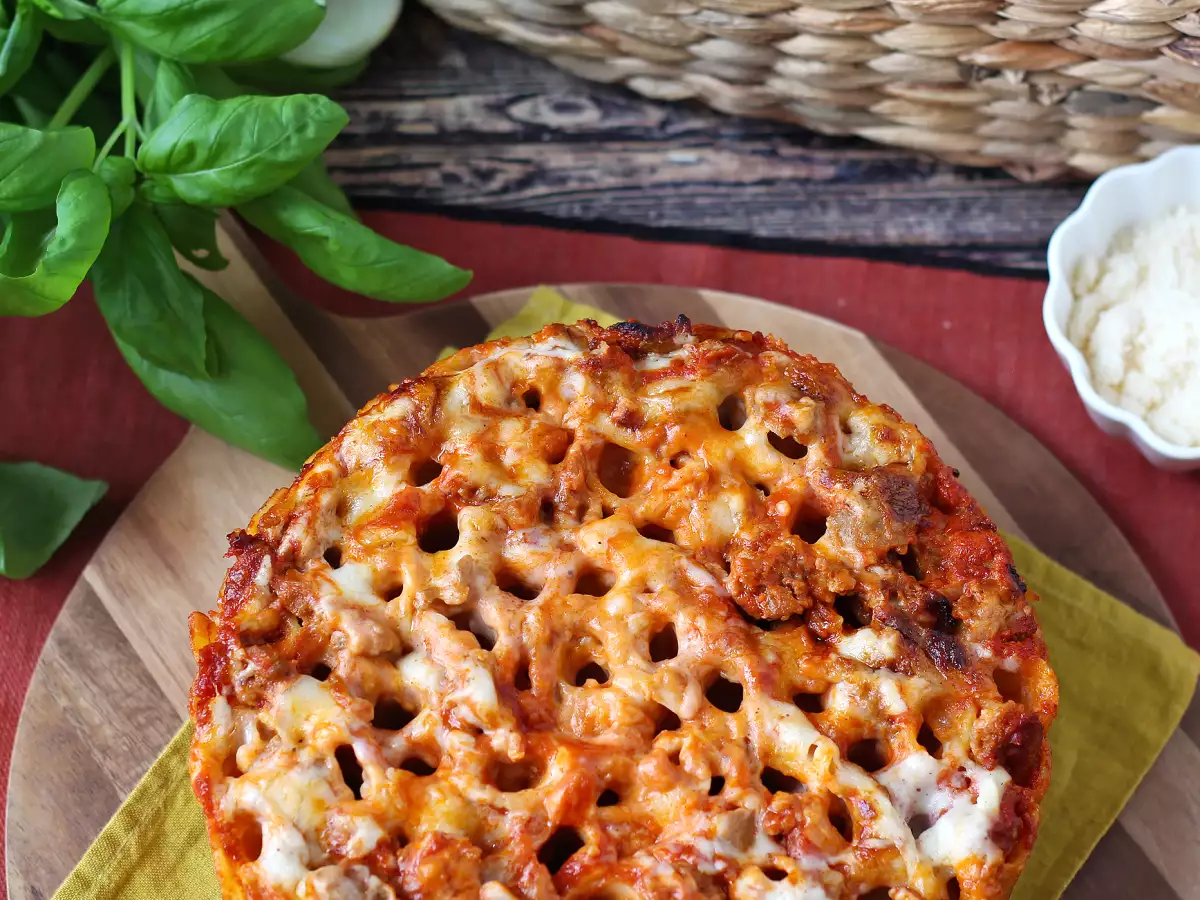 Massa gratinada com linguiça e bechamel cremoso (timballo de rigatoni) - foto 3