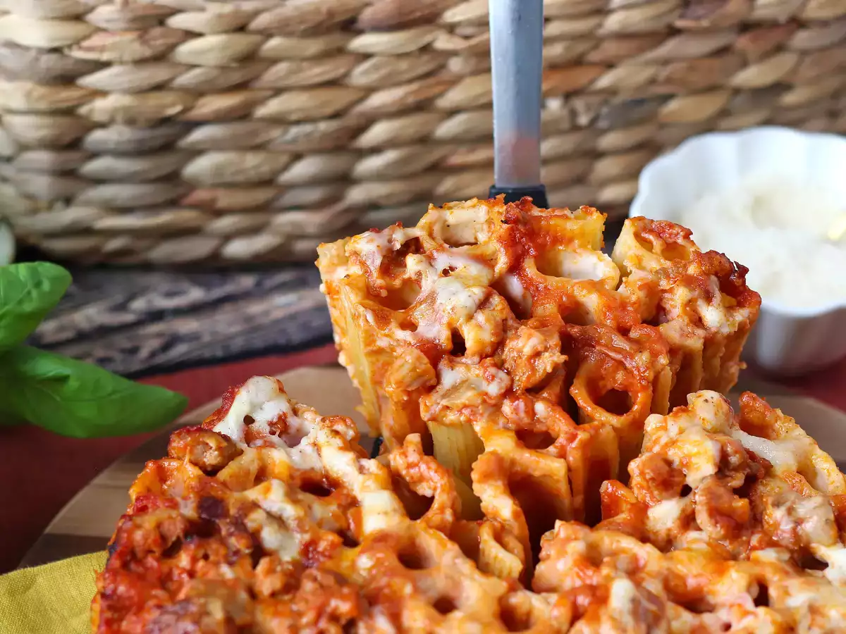 Massa gratinada com linguiça e bechamel cremoso (timballo de rigatoni) - foto 6
