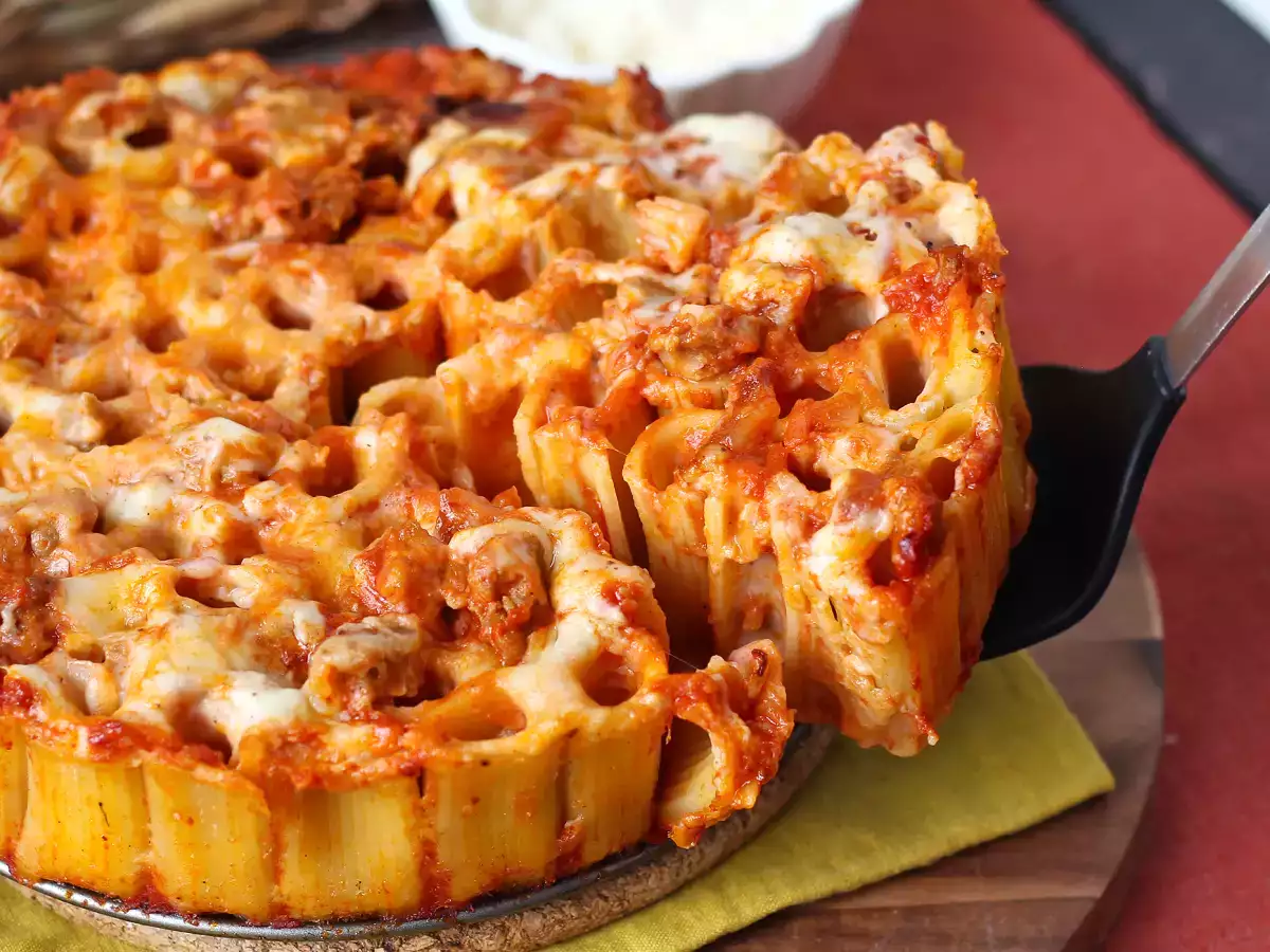 Massa gratinada com linguiça e bechamel cremoso (timballo de rigatoni) - foto 7