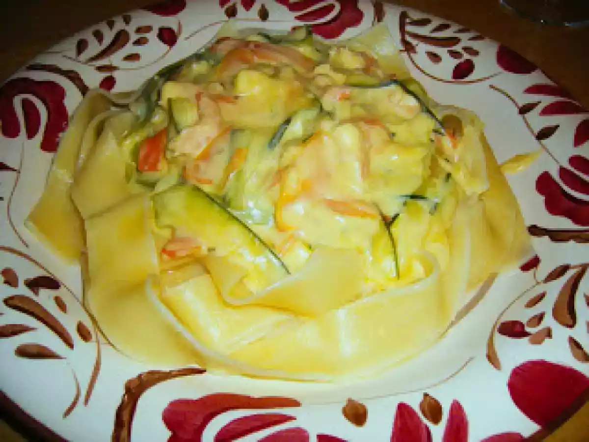 Massa Tagliatteli Extra Larga, com Camarao e Iogurte Natural