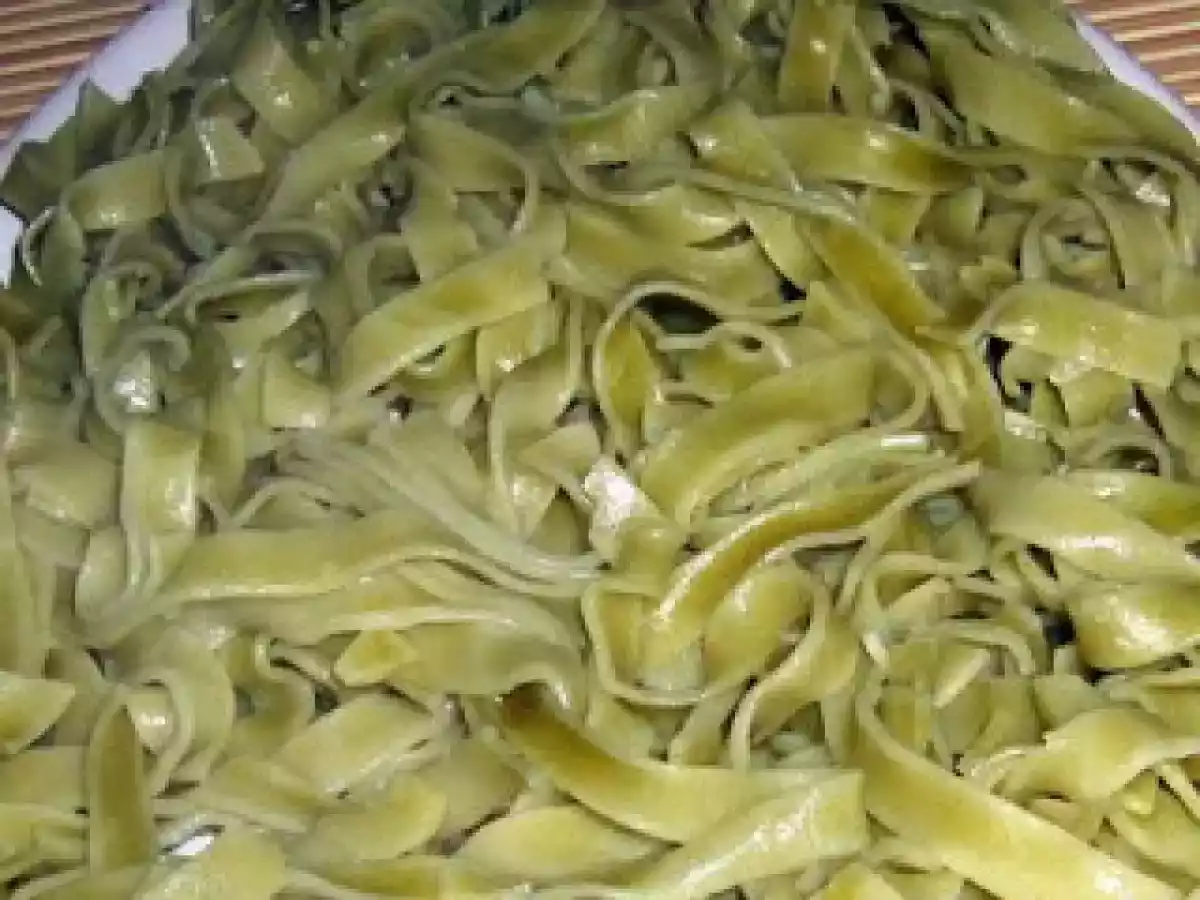 MASSA VERDE COM CAMARÃO
