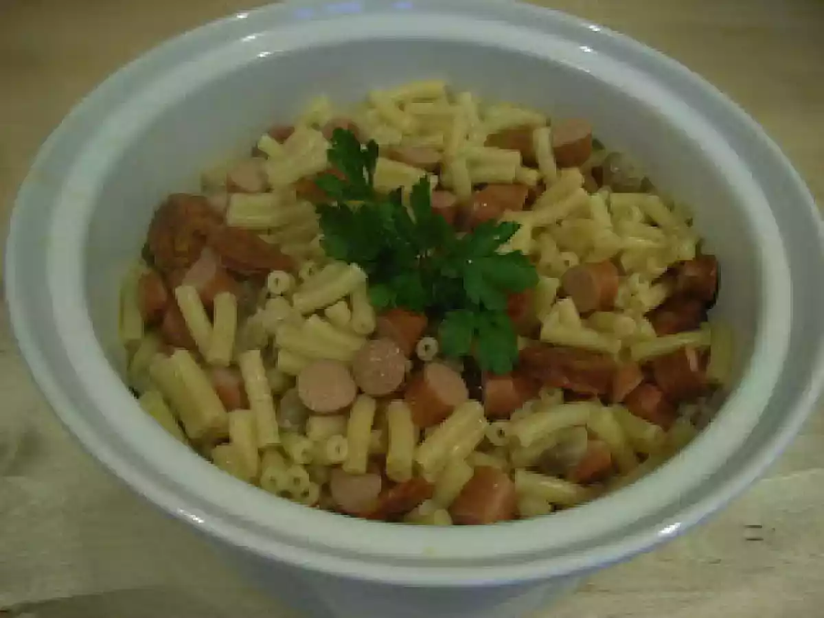 Massada á salsicheiro.
