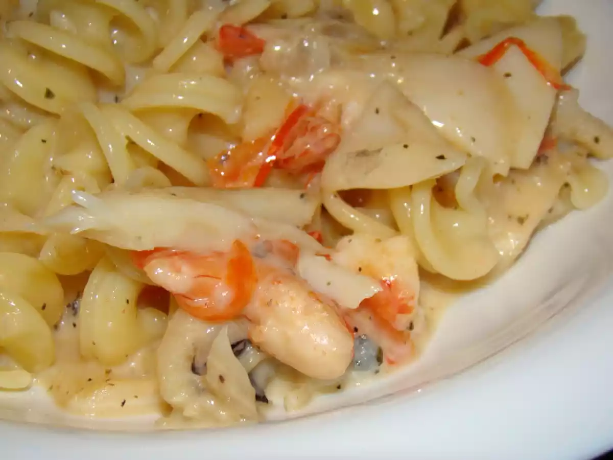 Massada de Bacalhau, Camarões, Pimento e Bechámel - foto 3