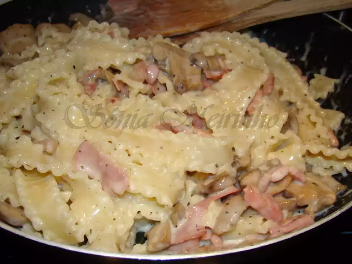 Massada de Bacon, Fiambre e Cogumelos aromatizado com Manjericão Seco - foto 4