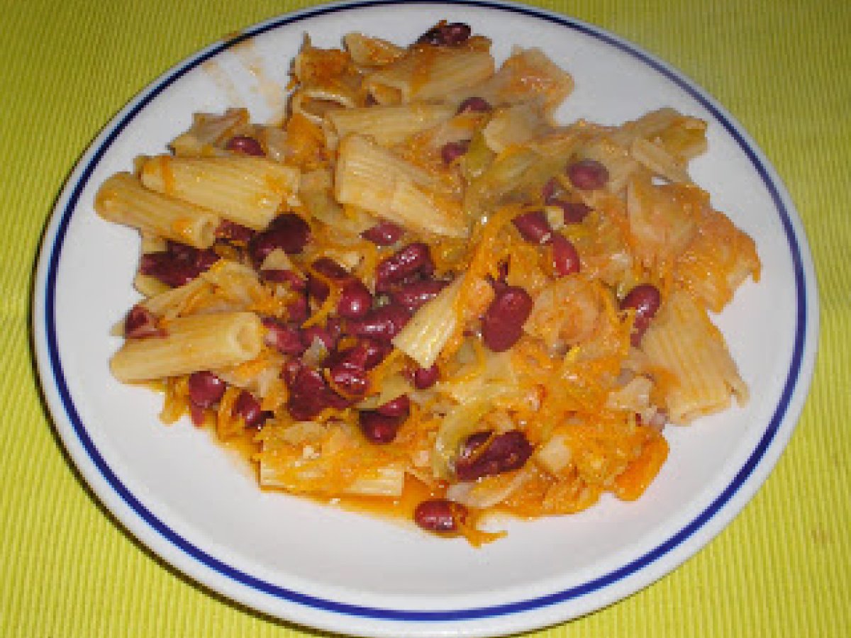 Massada de feijão e couve lombarda