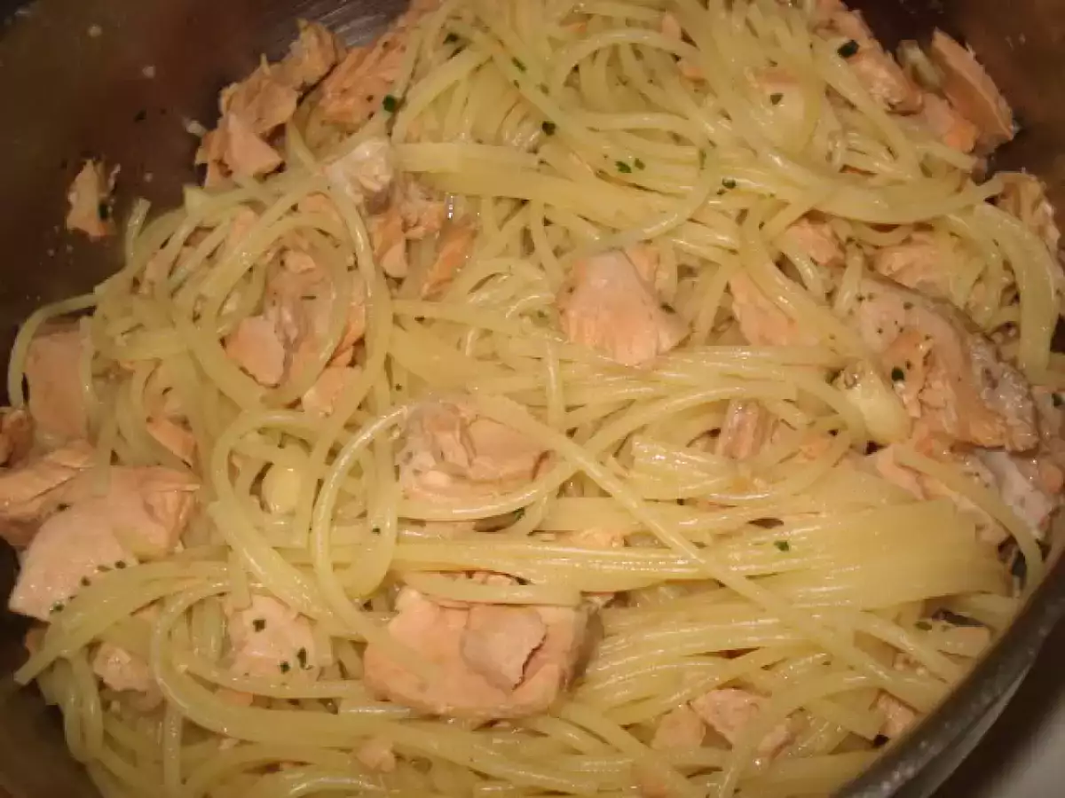 MASSINHA DE SALMÃO AROMATIZADA DE COENTROS... - foto 2