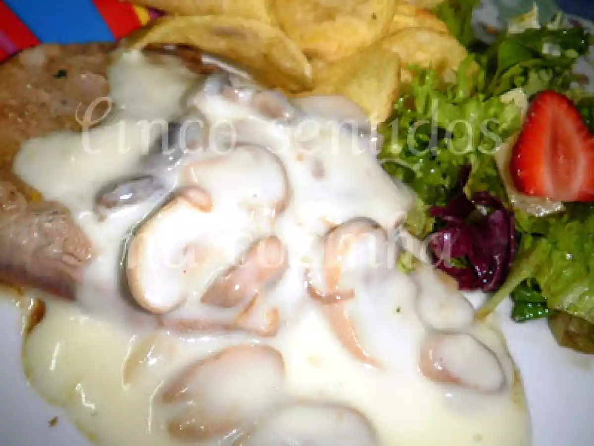 Medalhões de vitela com molho cremoso de cogumelos - foto 2