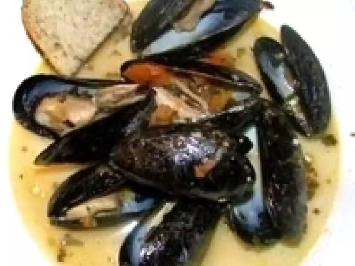 Mexilhões à marinières