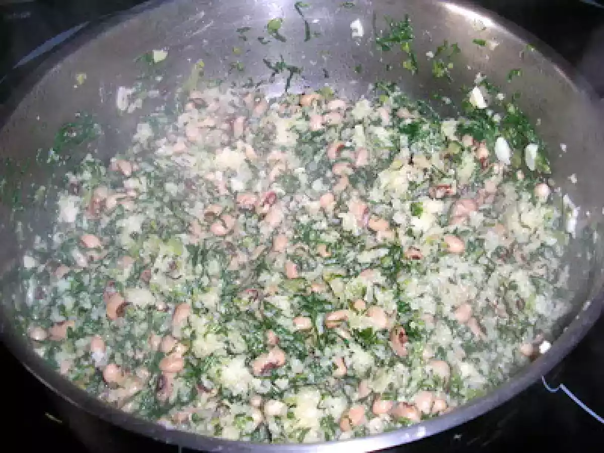 Migas de feijão frade com caldo verde - foto 3