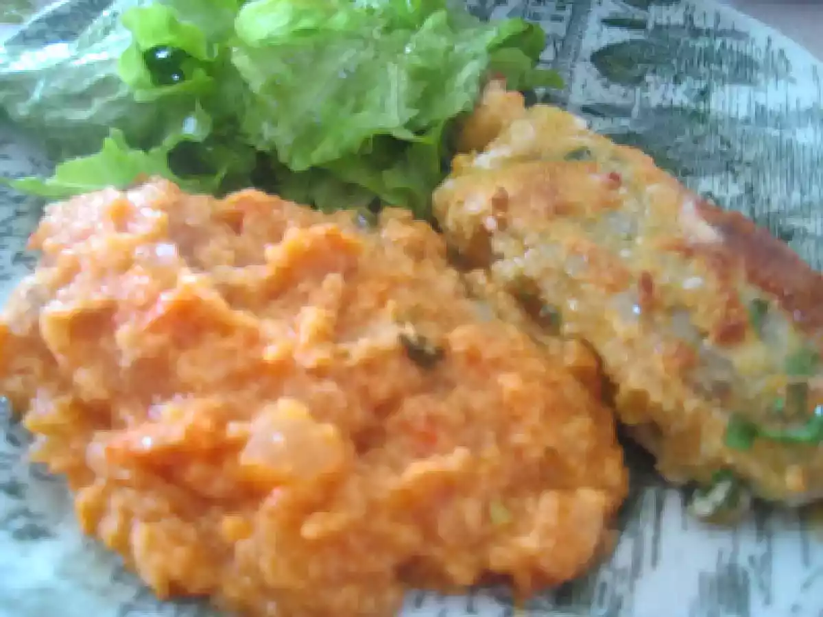 Migas de tomate com bacalhau panado no forno