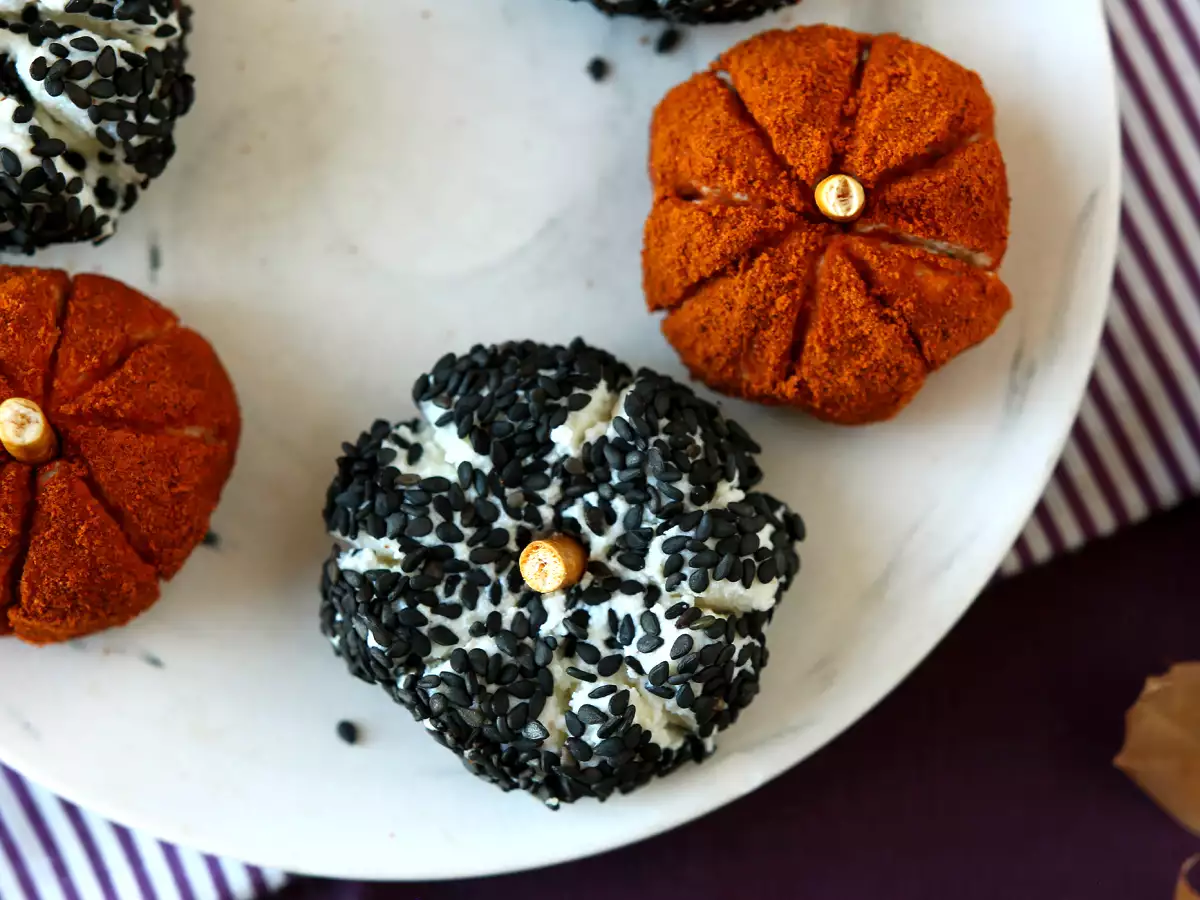 Mini abóboras de ricota assombradas, perfeito para o Halloween!