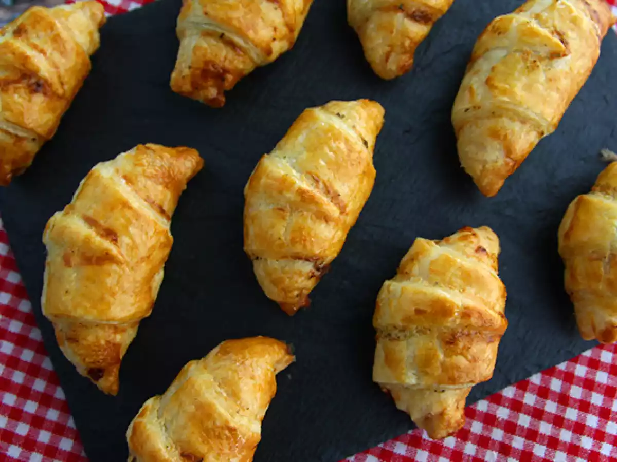 Mini croissant folhado (queijo e fiambre) - foto 3