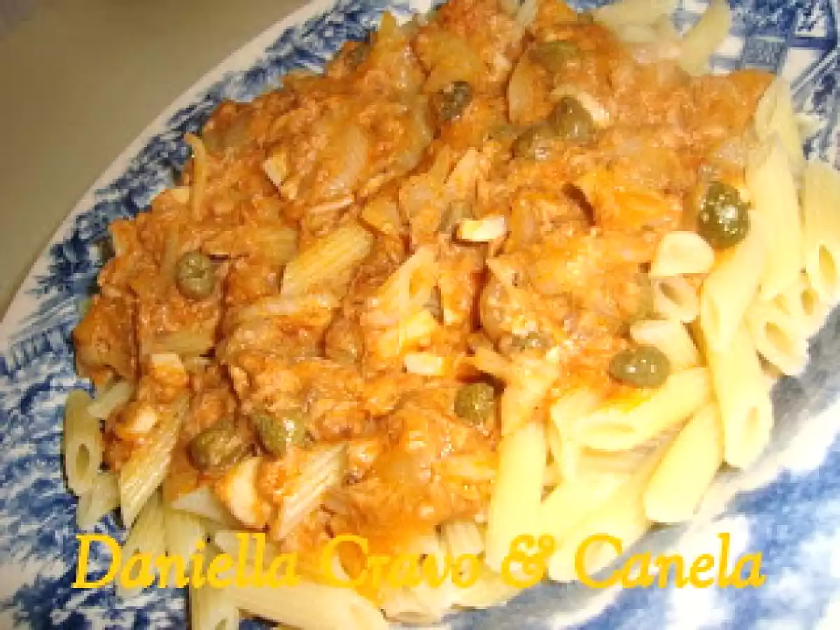 Mini Penne ao molho de Atum e Alcaparras