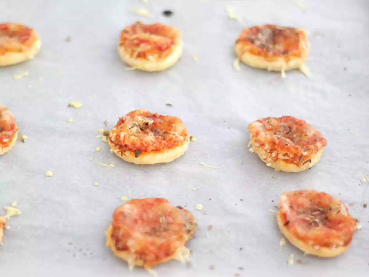 Mini pizzas de massa folhada - foto 3