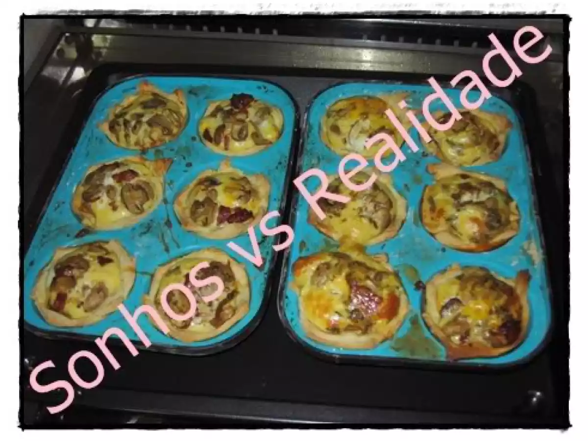 Mini quiche de chouriço e cogumelos